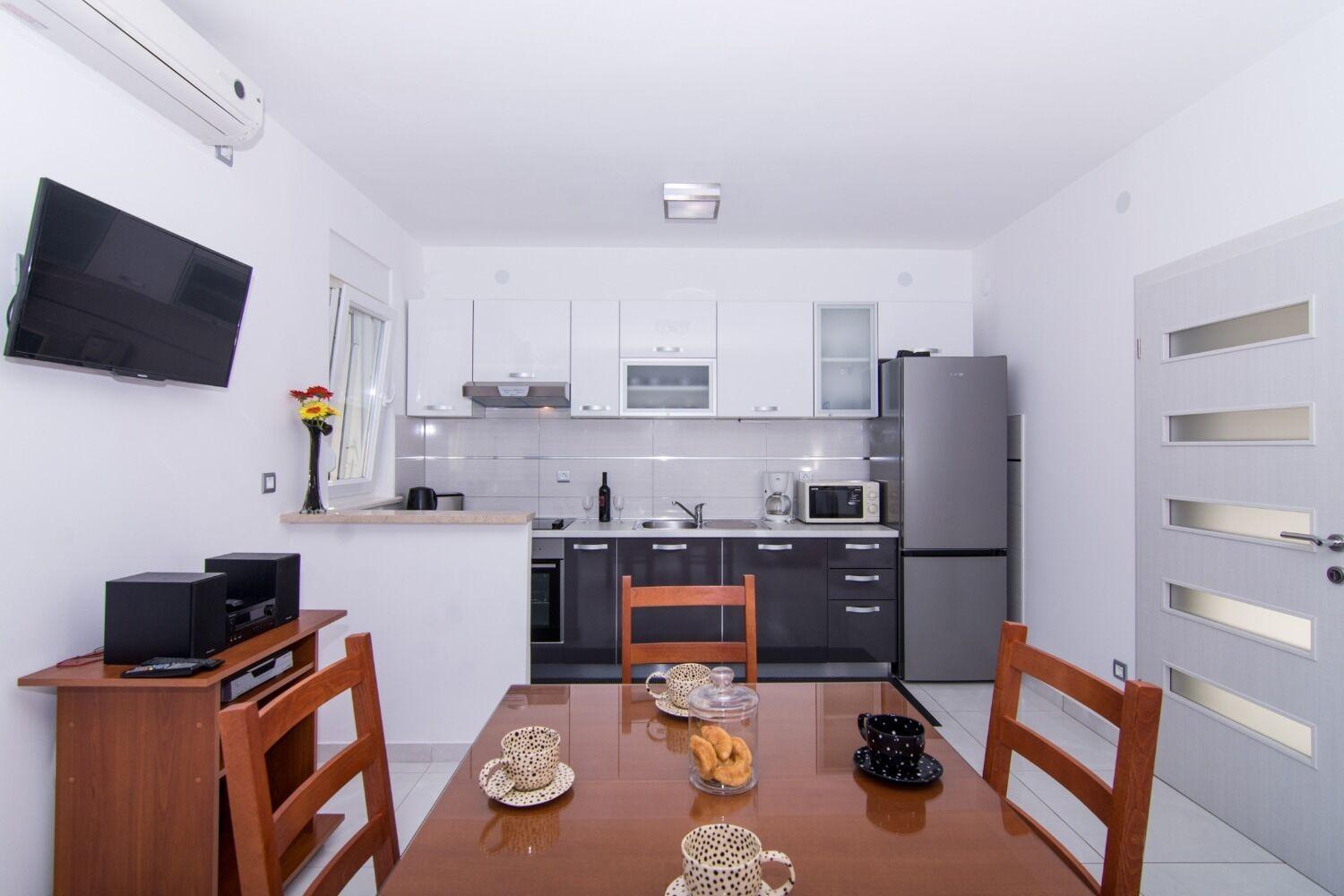 Apartments Ivica - Garden Terrace Slatine Luaran gambar