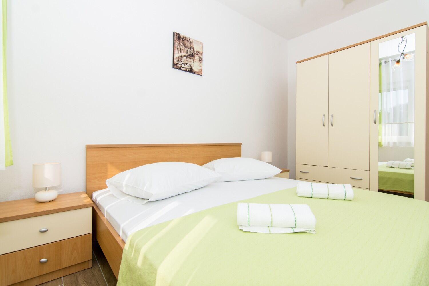 Apartments Ivica - Garden Terrace Slatine Luaran gambar