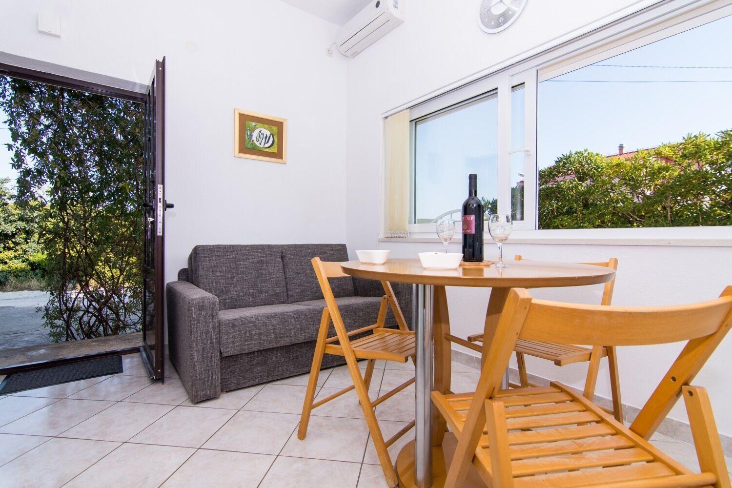 Apartments Ivica - Garden Terrace Slatine Luaran gambar
